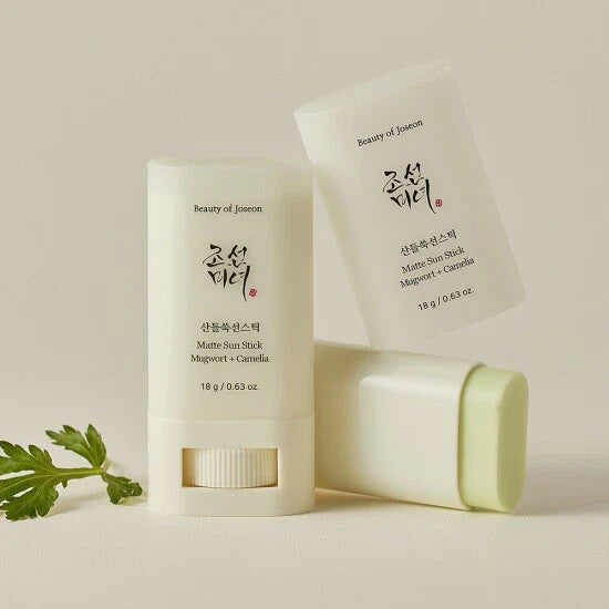 BEAUTY OF JOSEON.                Matte sun stick : Mugwort + Camelia 18g (SPF50+ PA++++)